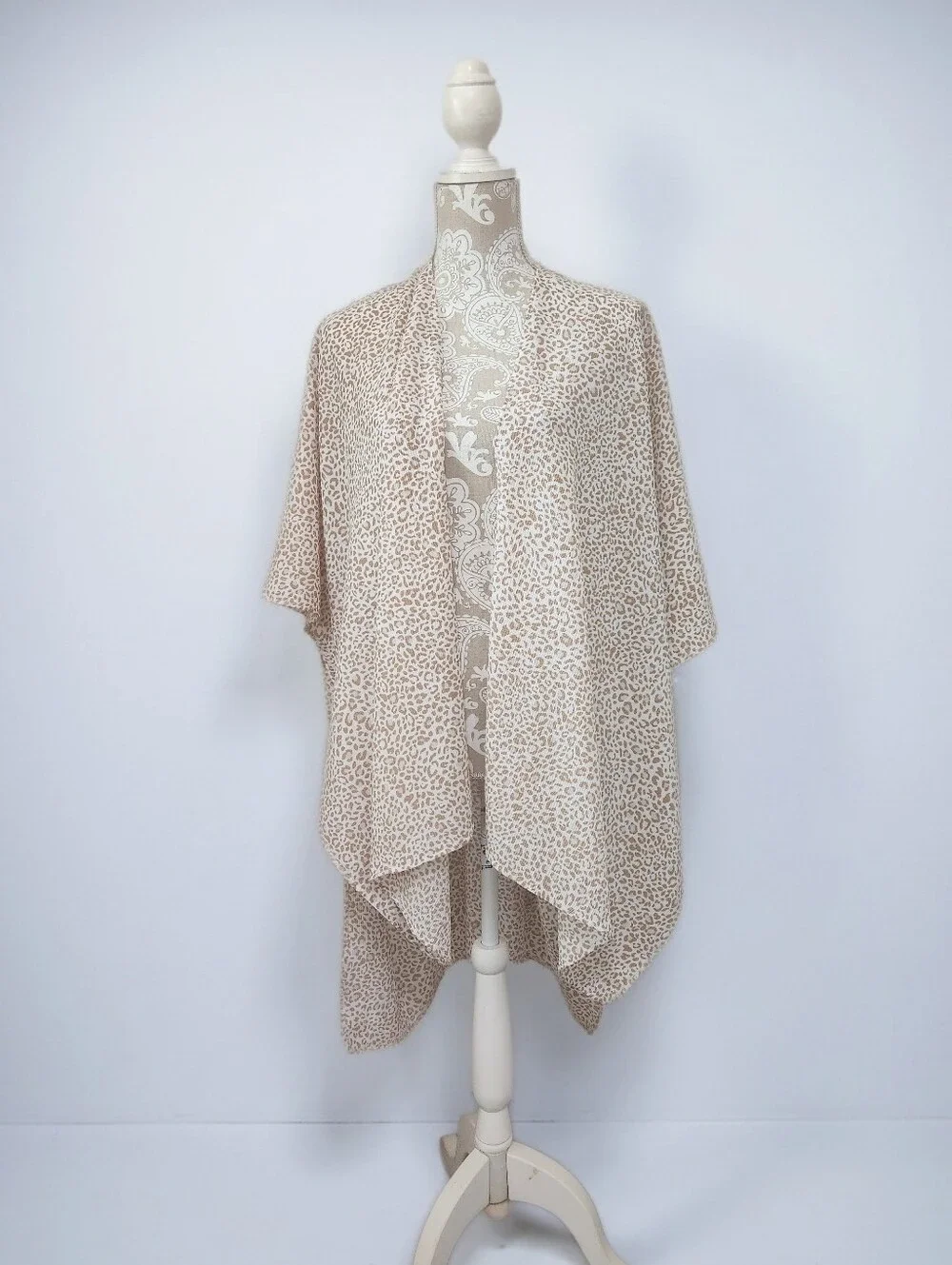 Leopard Print Kimono Cover Up Tan White Wrap Open Tunic One Size